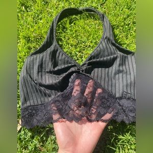 Cute black lacy crop top sleeveless